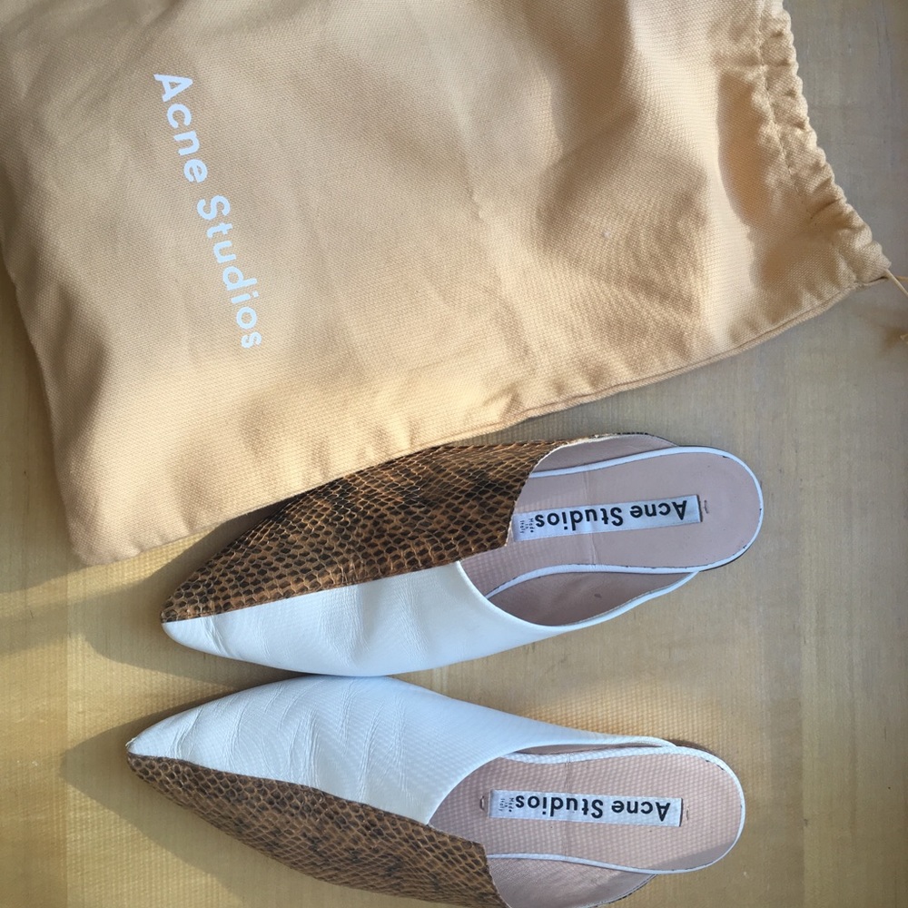 Acne flats size 37